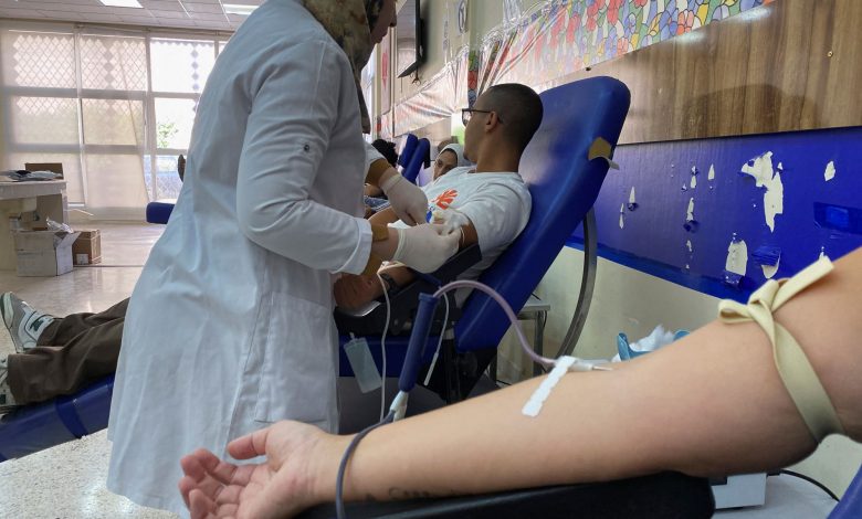 لليوم الثالث.. مواطنون يتوافدون على مراكز التبرع بالدم